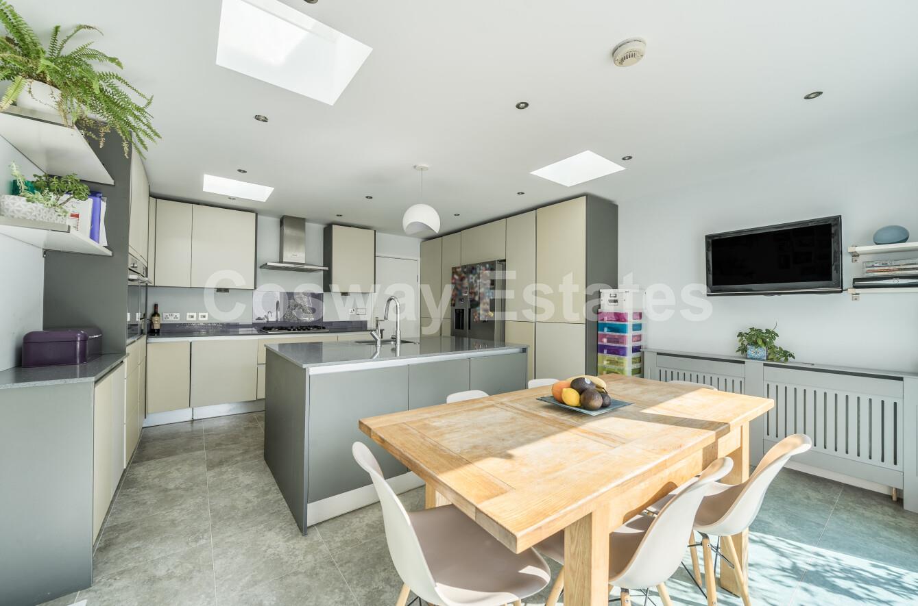 Hale Drive, Mill Hill, NW7, London
